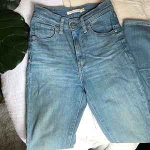 Levi’s mile high super skinny jean